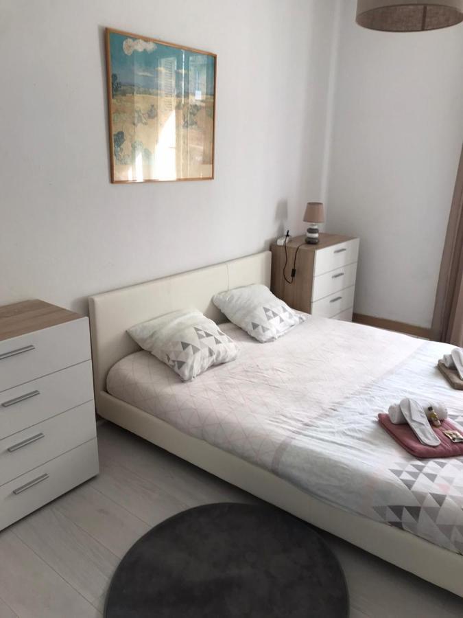 Apartment **** Sea 1 A 8 Personnes 80m2 A 120m De La ****